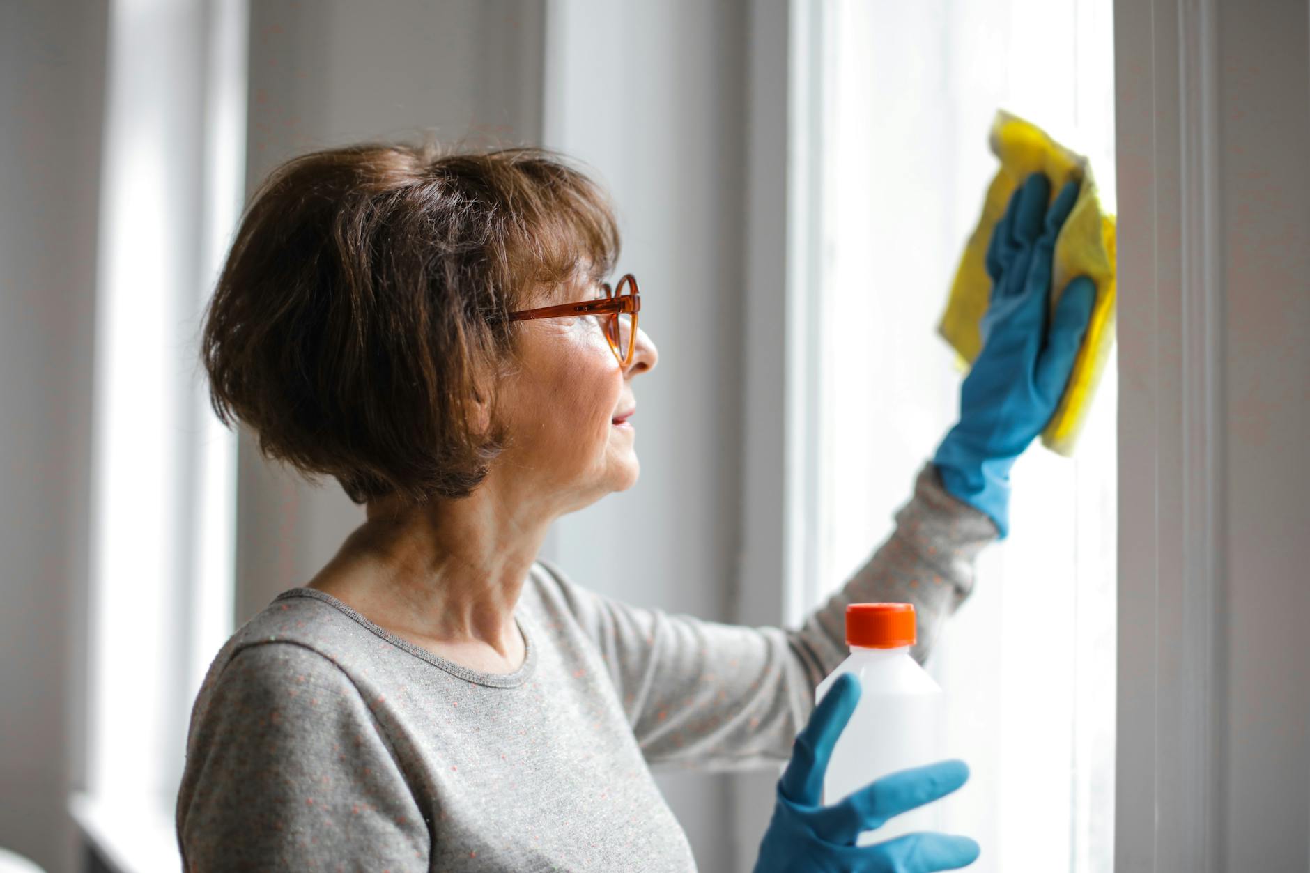 November Declutter: Make Space Before Holiday Chaos Hits